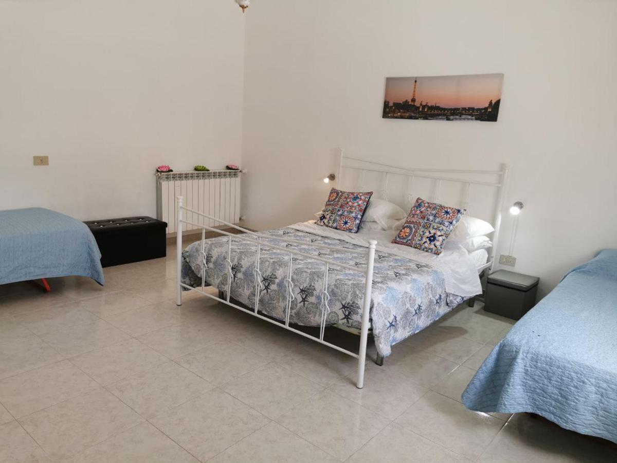 ペトロジーノ Casa Biabellaヴィラ エクステリア 写真